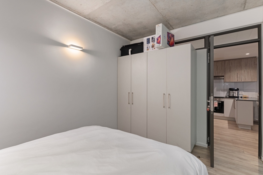 1 Bedroom Property for Sale in Woodstock Western Cape